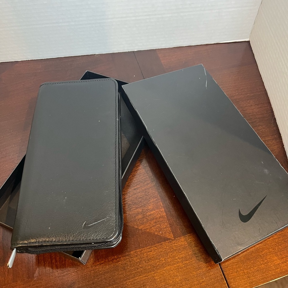 Nike Black Leather Wallet with Box